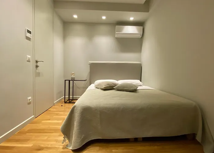Acropolis Residence #Rooftop#360-Degree City Views #Unoblu