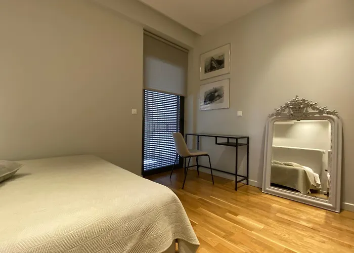 Acropolis Residence #Rooftop#360-Degree City Views #Unoblu